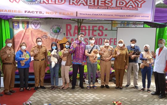 Dinas Ketahanan Pangan, Pertanian dan Peternakan (DKP3) Kota Metro bekerja sama dengan (DKP3) Provinsi Lampung dalam peringatan Hari Rabies sedunia (World Rabies Day)